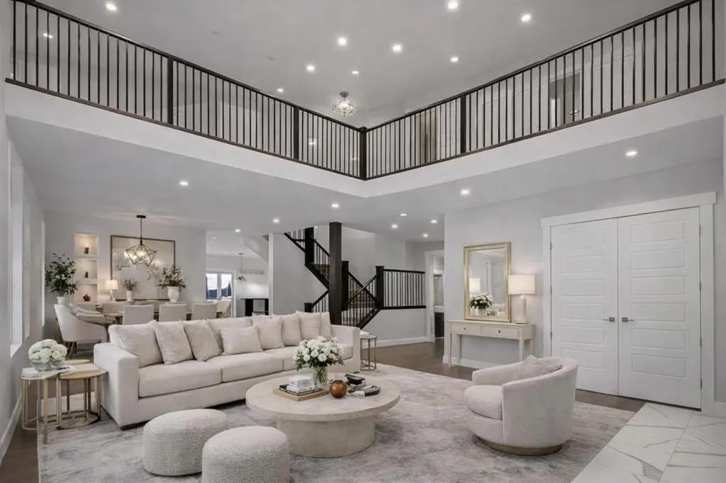 111 KINNIBURGH Place