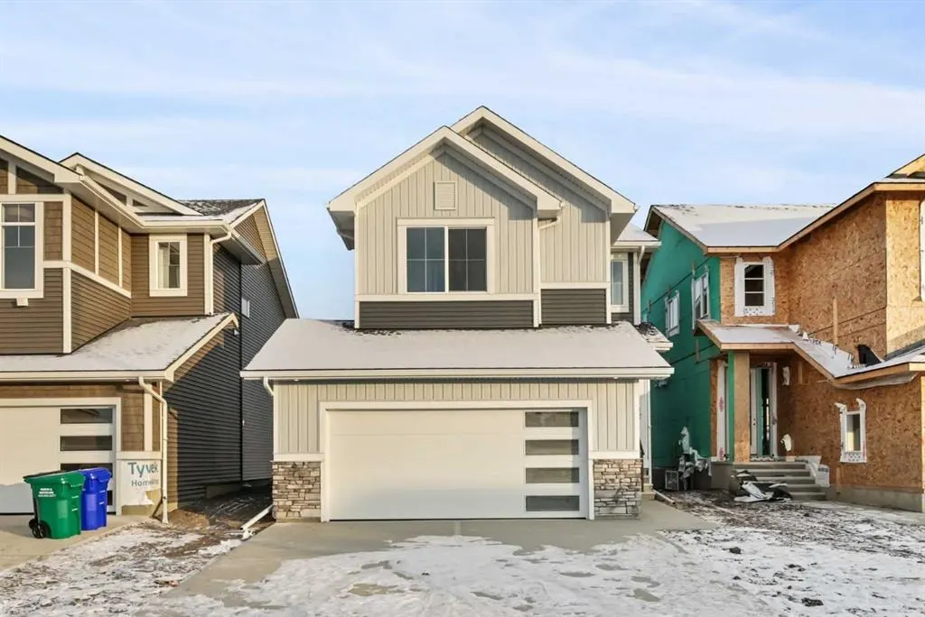 8 Topaz Place