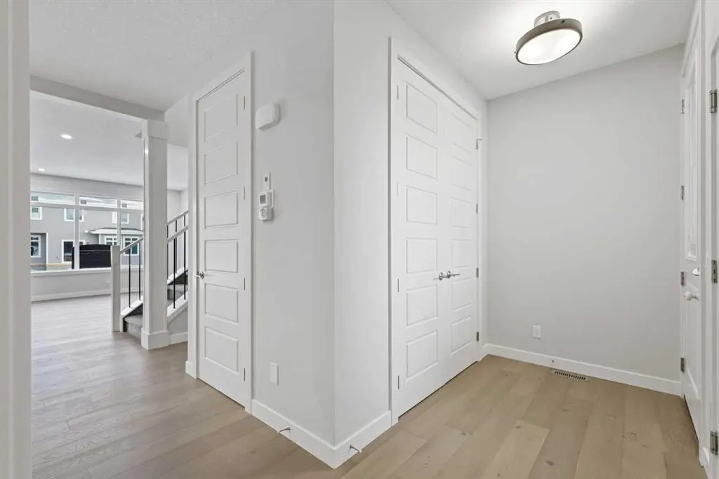 8 Topaz Place