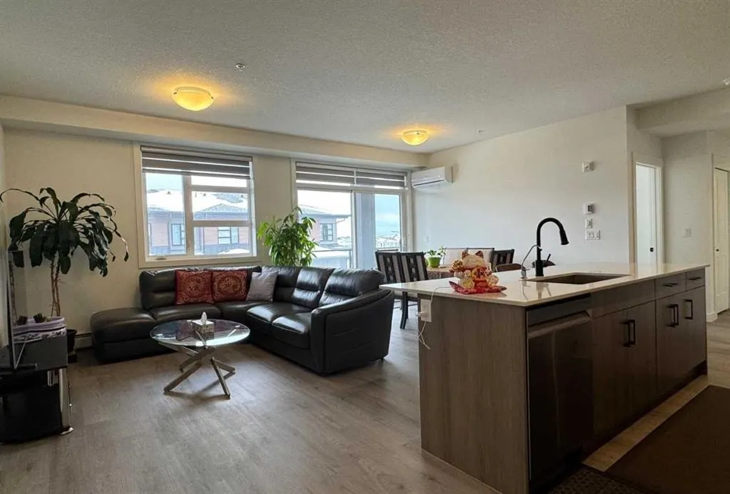 55 Lucas Way NW #1207