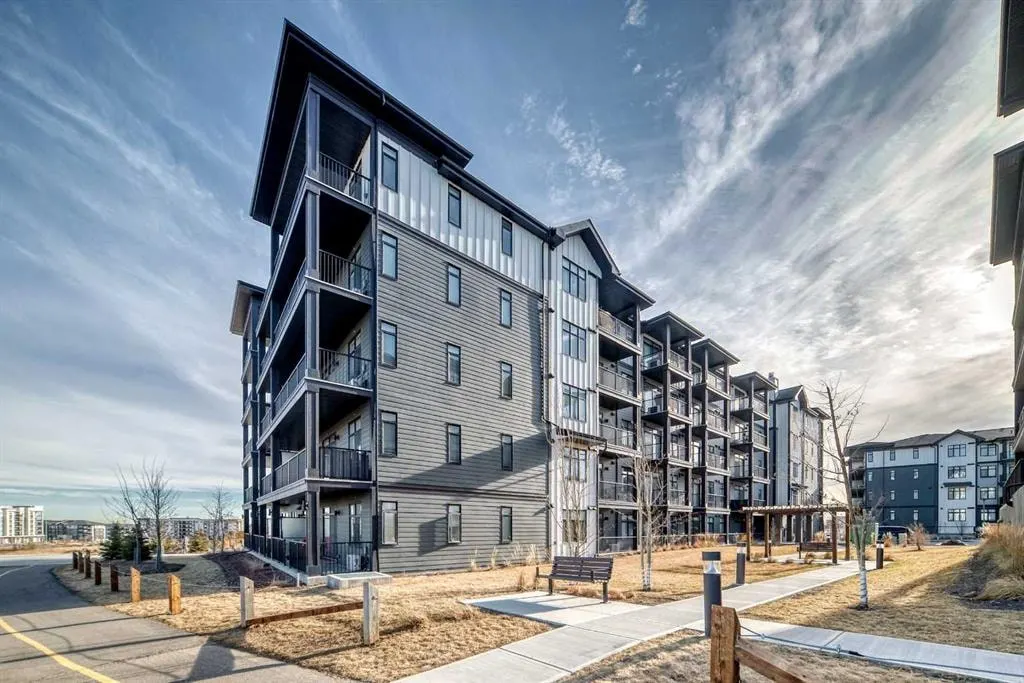 30 Sage Hill Walk NW #105