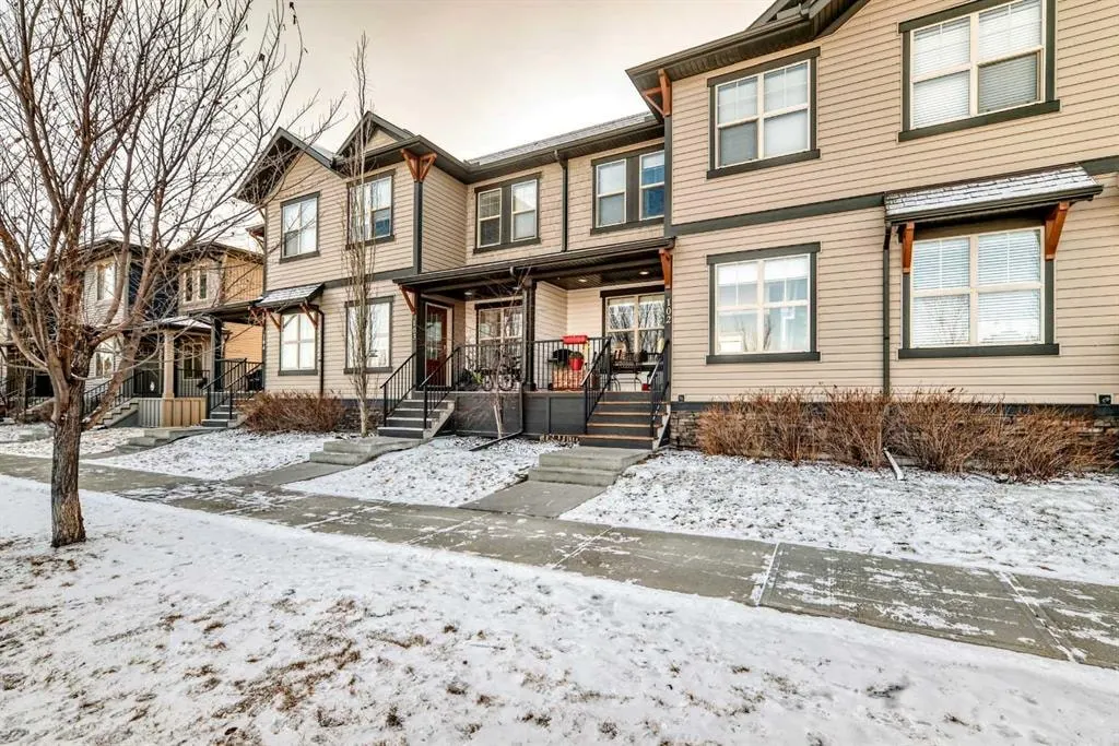 32 Horseshoe Crescent #102