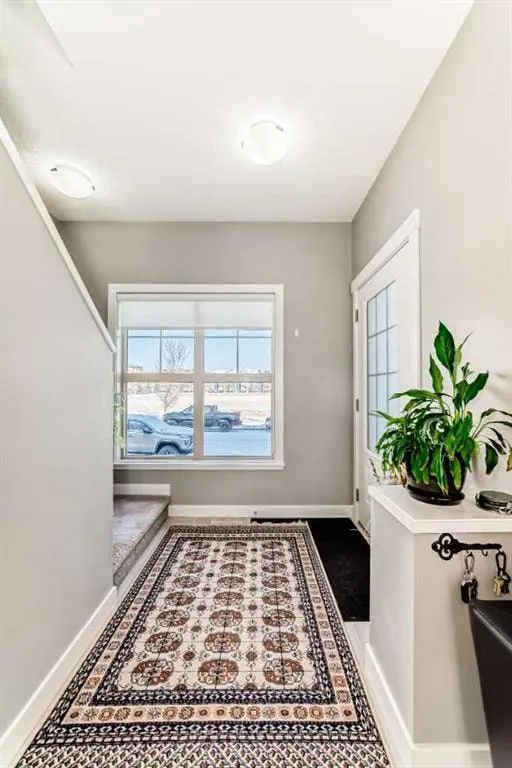 32 Horseshoe Crescent #102
