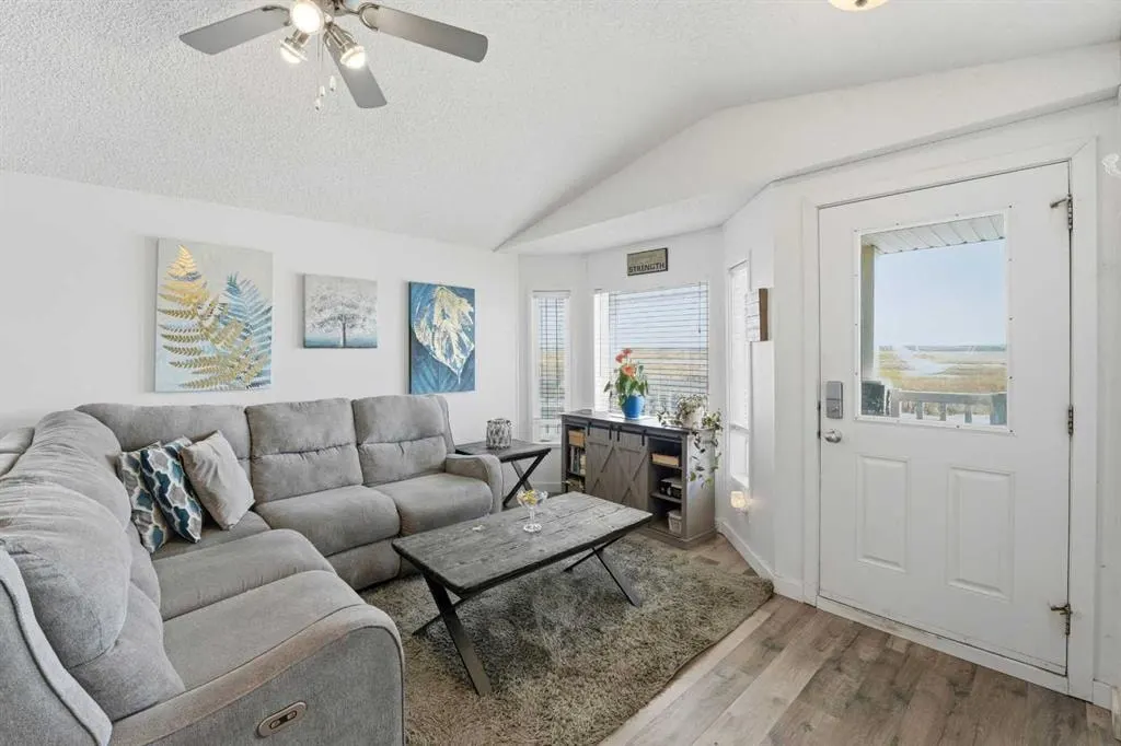 106 Bayshore Drive