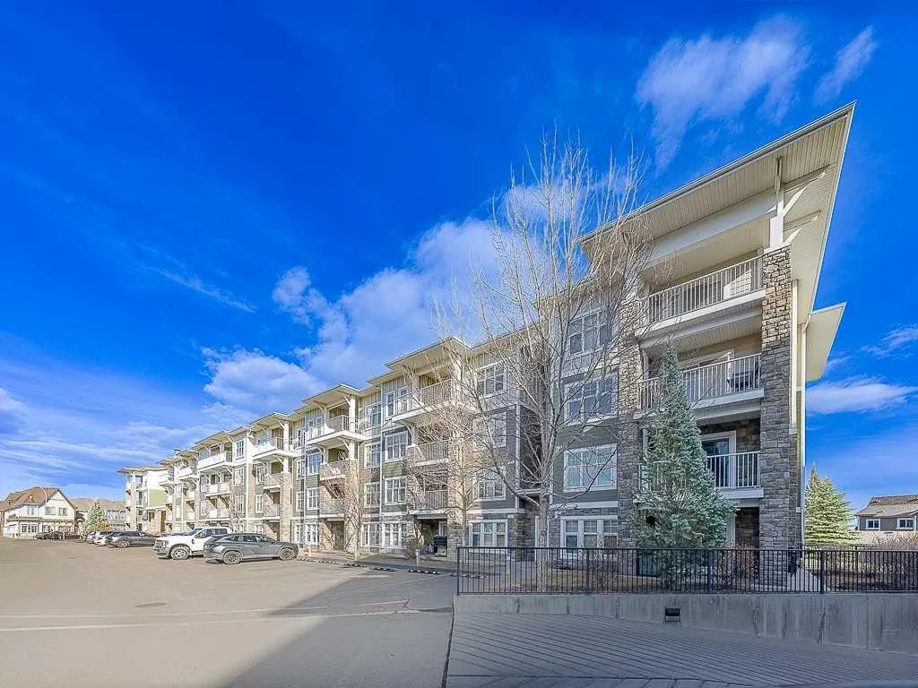 11 Mahogany Row SE #1203