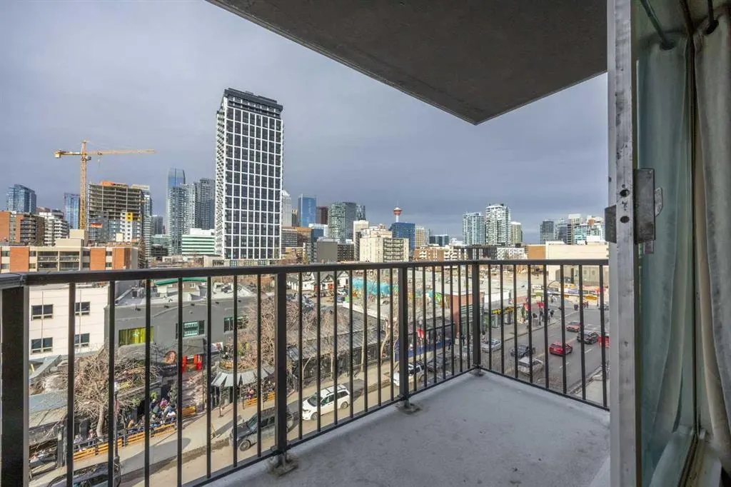 519 17 Avenue SW #660