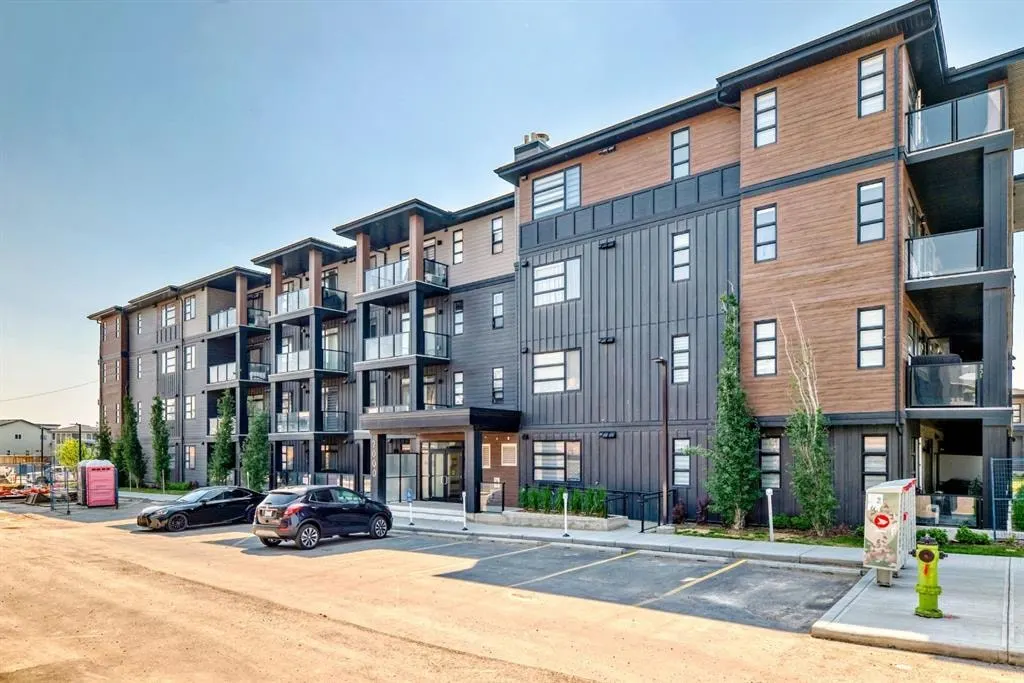 55 Lucas Way NW #2307