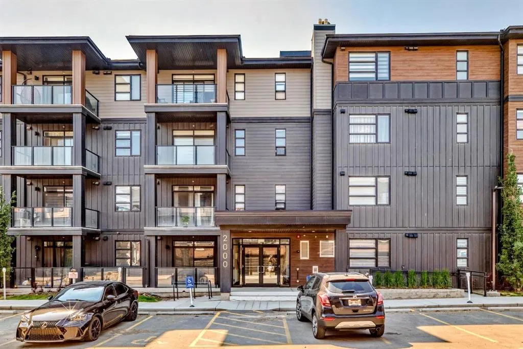 55 Lucas Way NW #2307