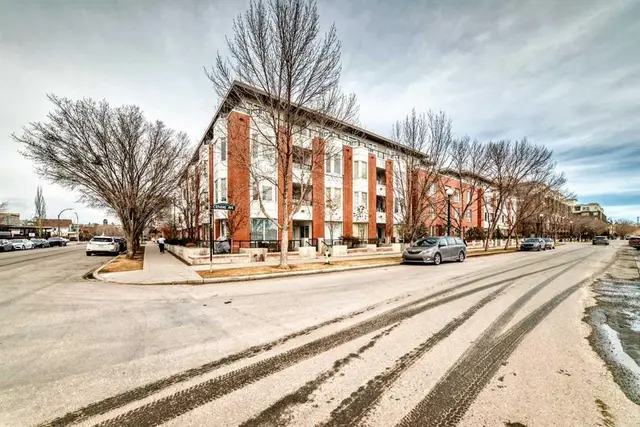 830 Centre Avenue NE #204, Bridgeland/Riverside