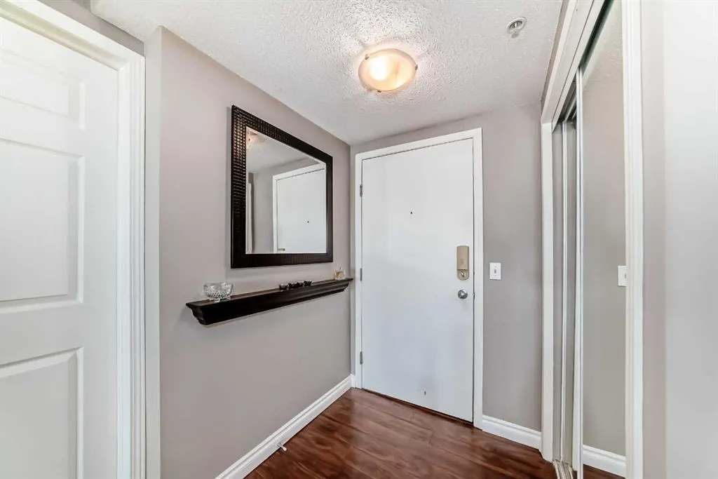 1121 6 Avenue SW #306
