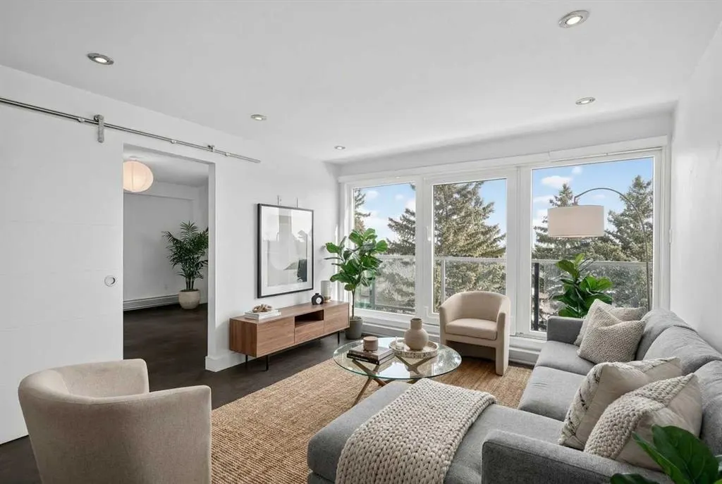 512 Cedar Crescent SW #304