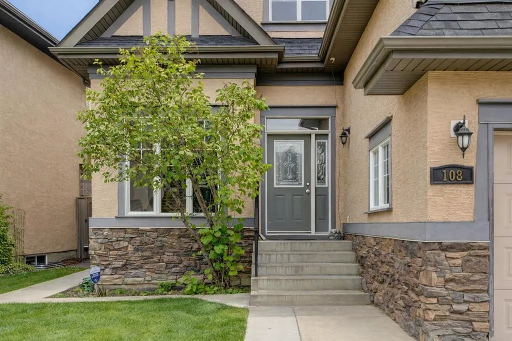 108 Tuscany Estates Close NW