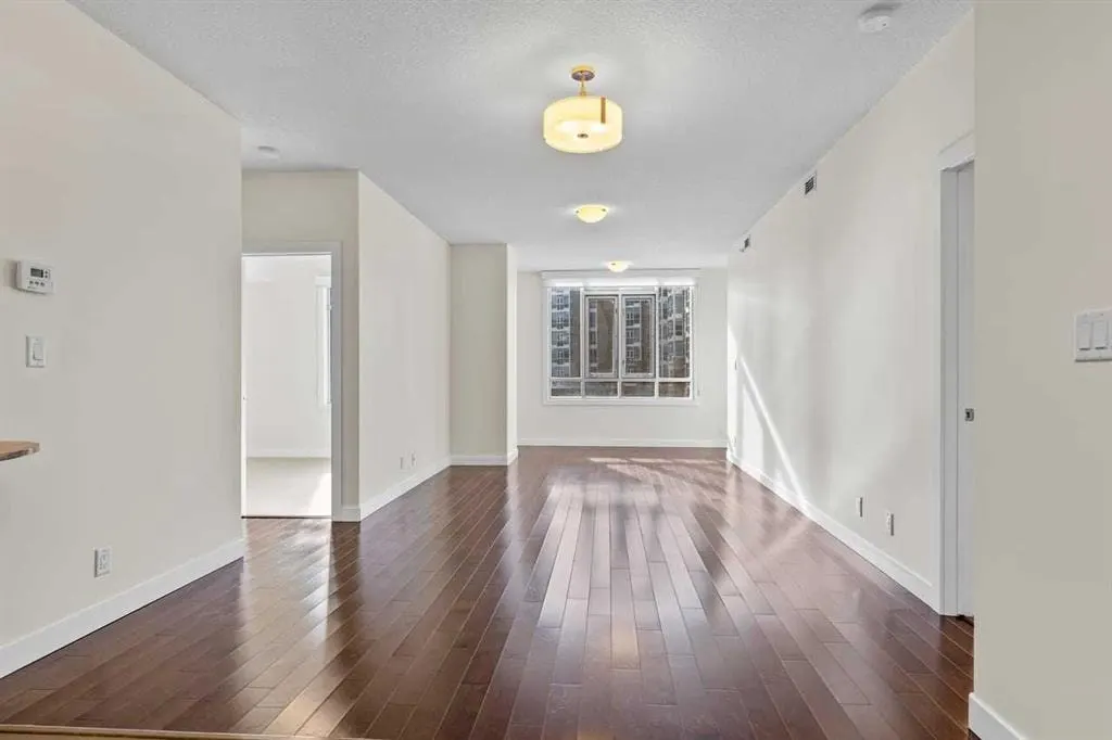 16 Varsity Estates Circle NW #310