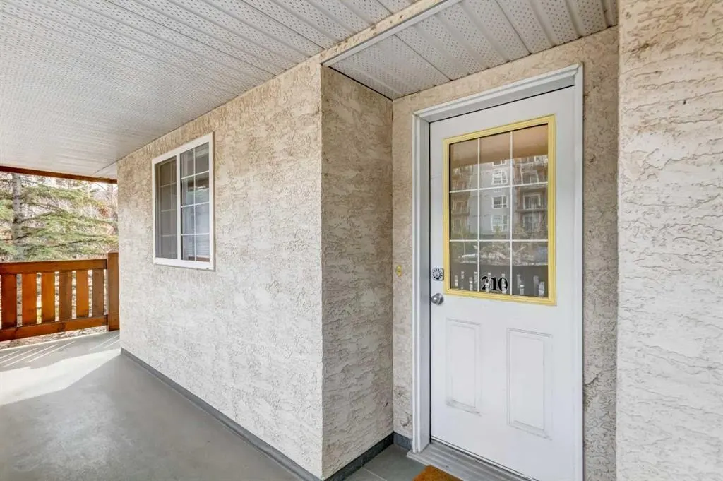 112 Kananaskis Way #210
