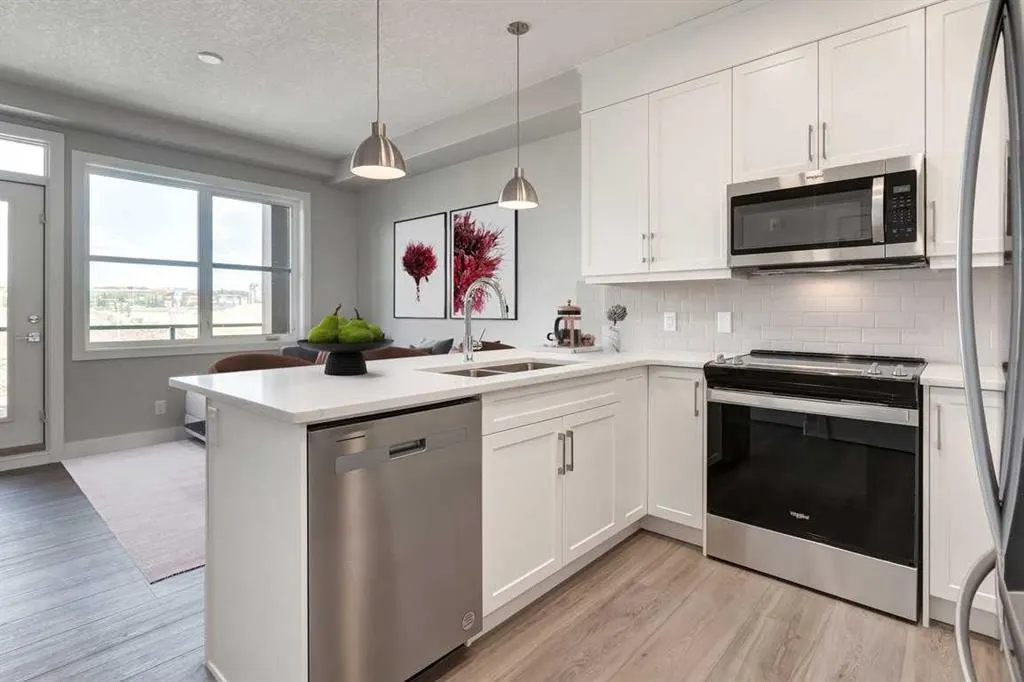110 Greenbriar Place NW #1102
