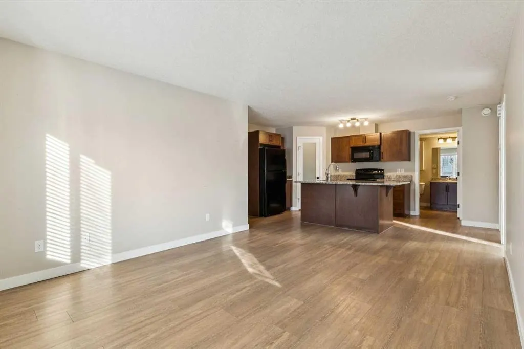 2781 Chinook Winds Drive SW #4102