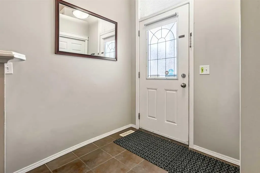 18 Copperstone Link SE
