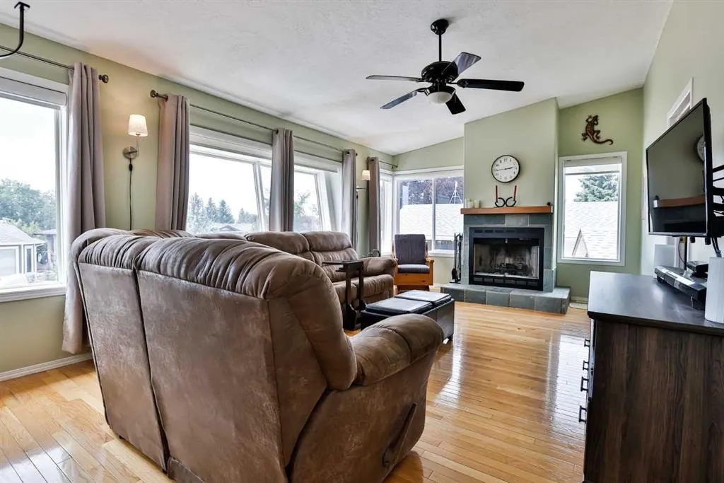645 Lakeside Drive
