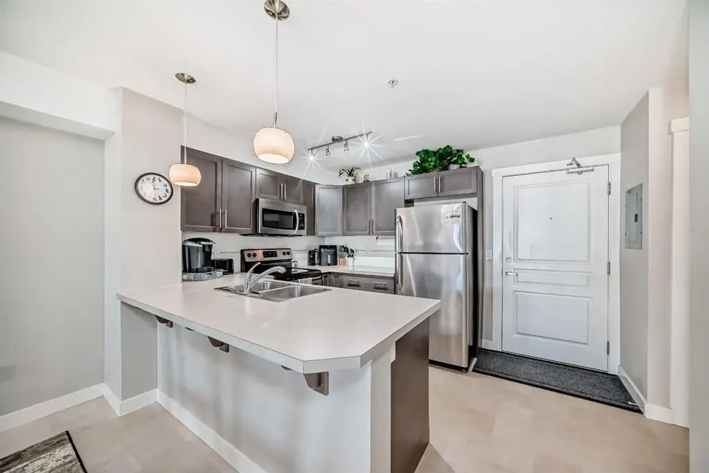 2300 Evanston Square NW #313
