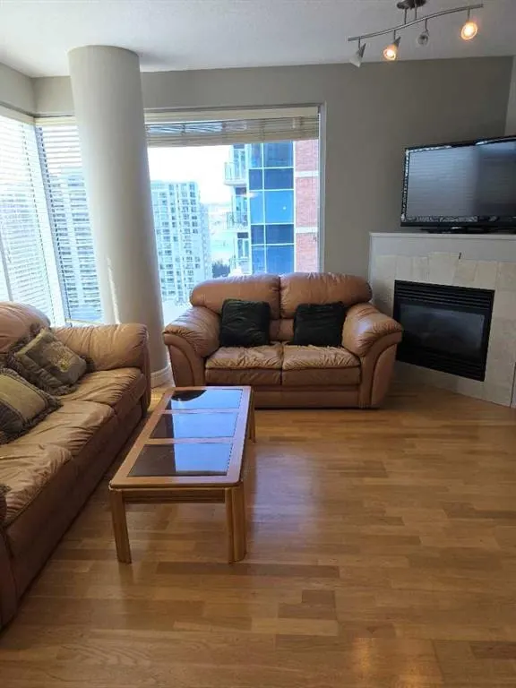 910 5 Avenue SW #2208