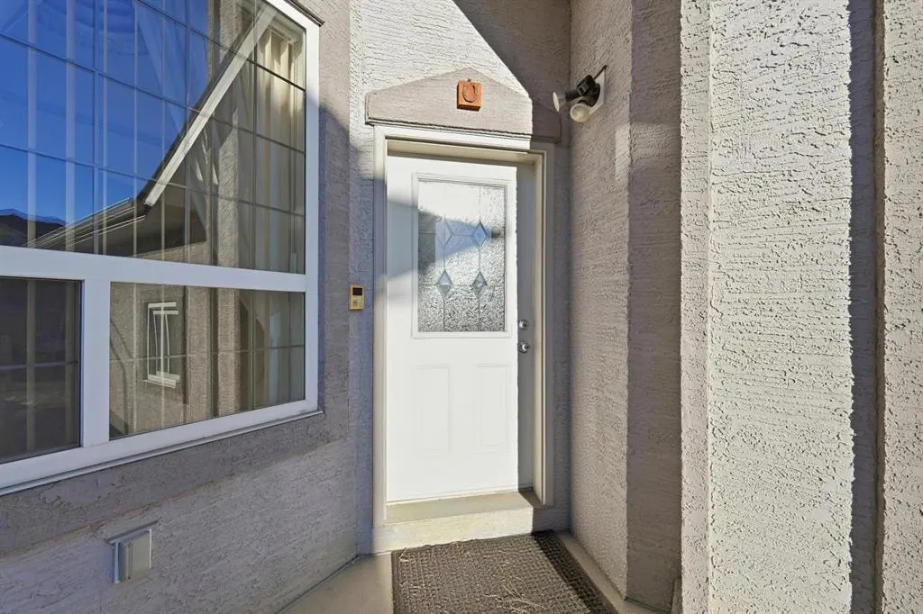 104 Taralake Common NE