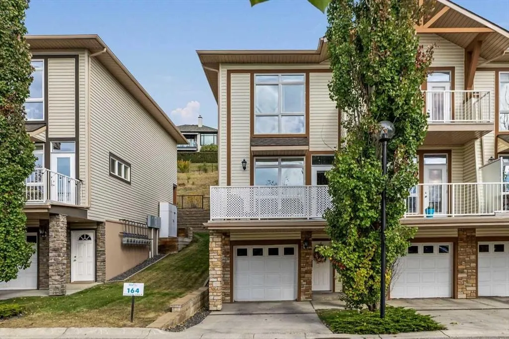 164 Rockyledge View NW #1