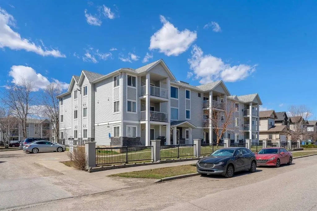 7106 Valleyview Park SE #106