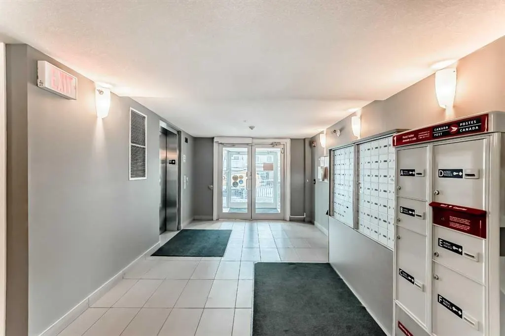 302 Skyview Ranch Drive NE #6204