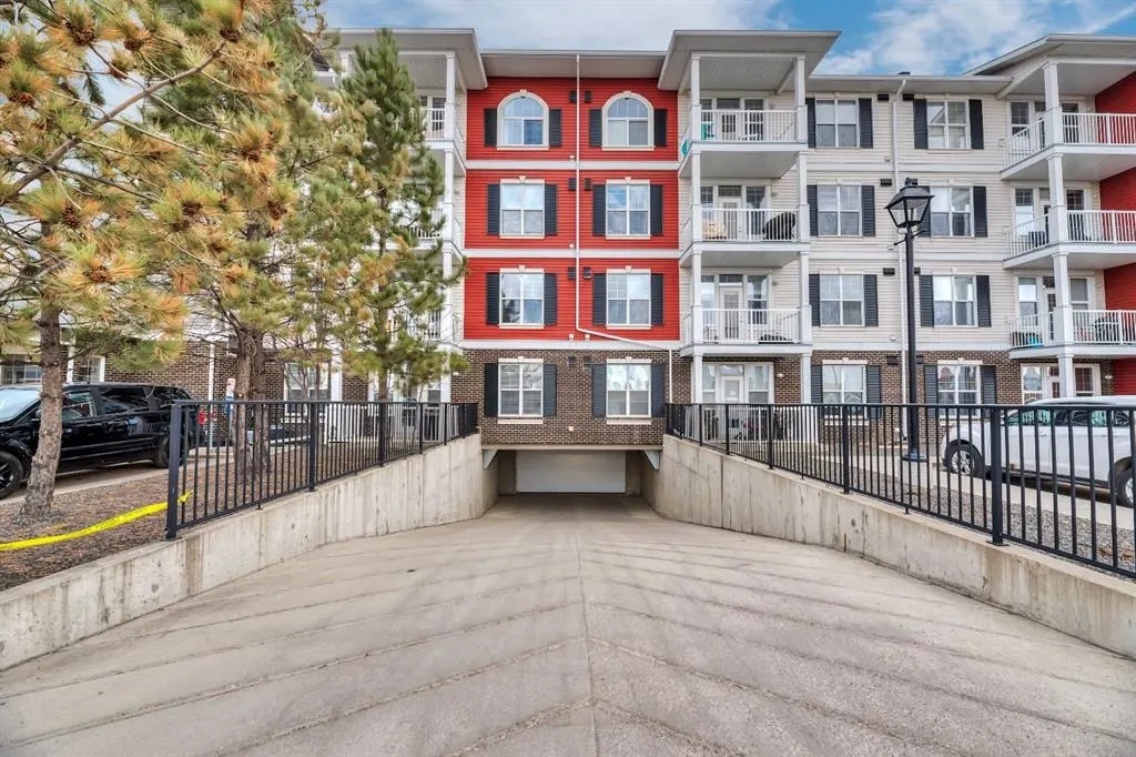 1 Crystal Green Lane #233