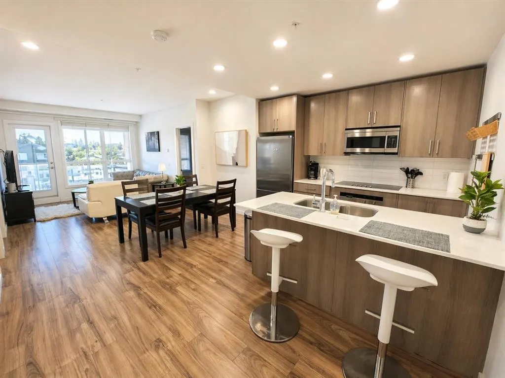 1629 38 Street SW #303