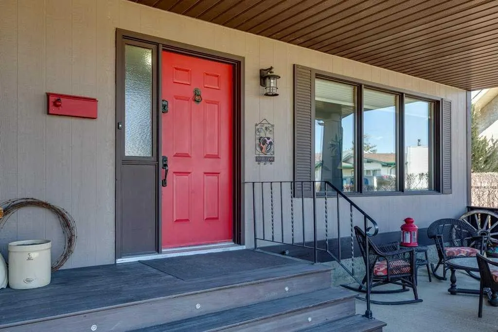 5323 Margodt Close