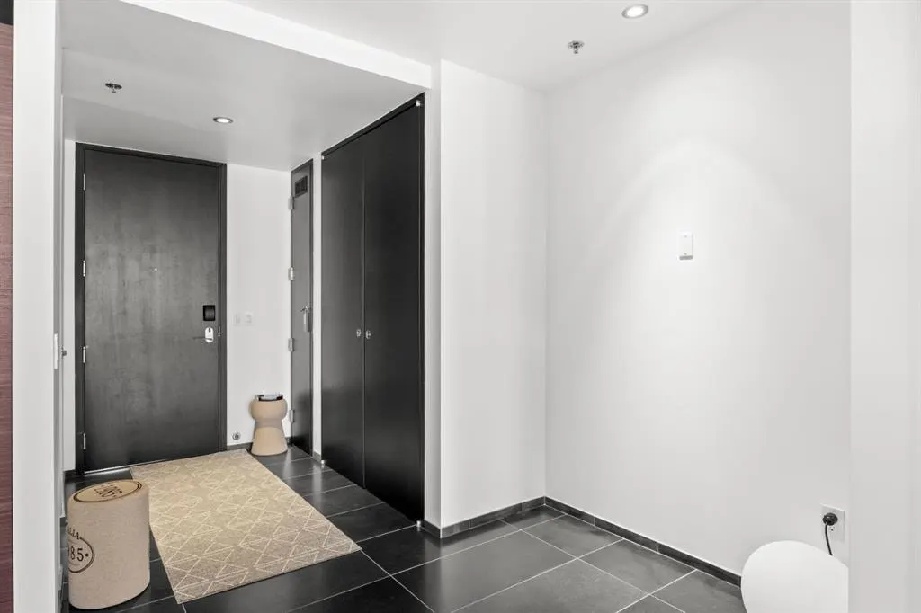 108 9 Avenue SW #1502