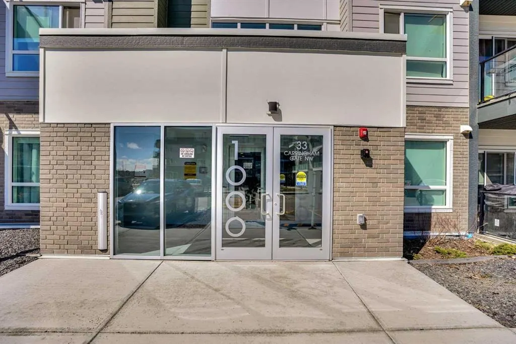 33 Carringham Gate NW #1102