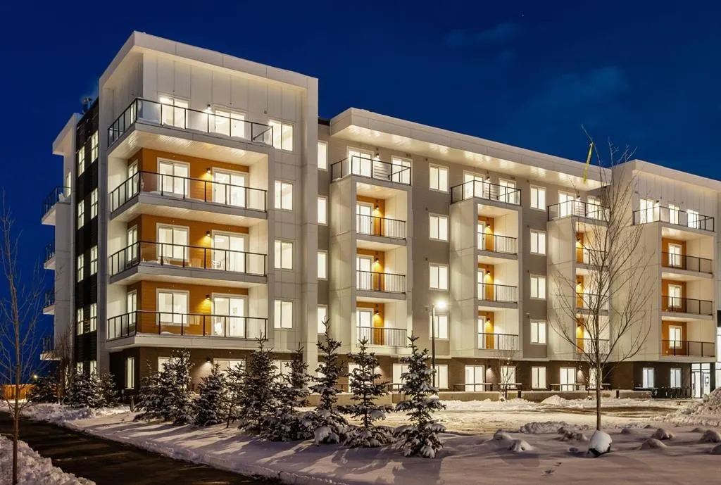 63 Corner Glen Crescent NE #1110