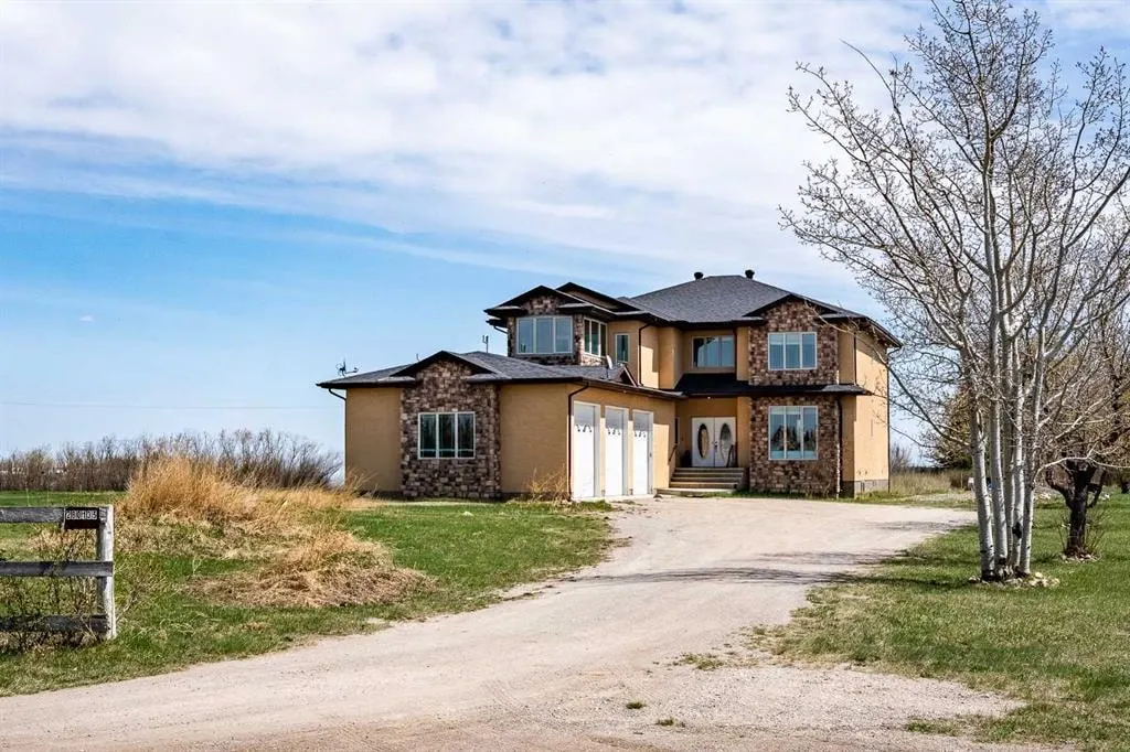 280135 Township Road 242 SE