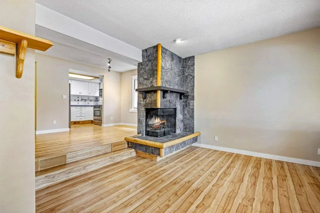 833 5th Street #2