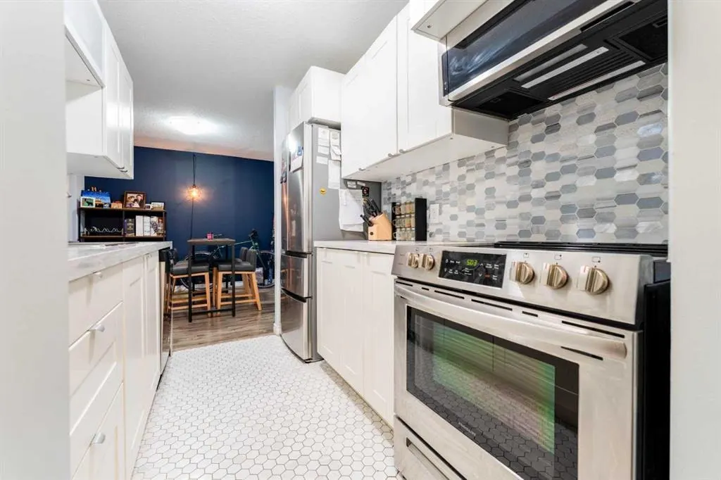 924 14 Avenue SW #506