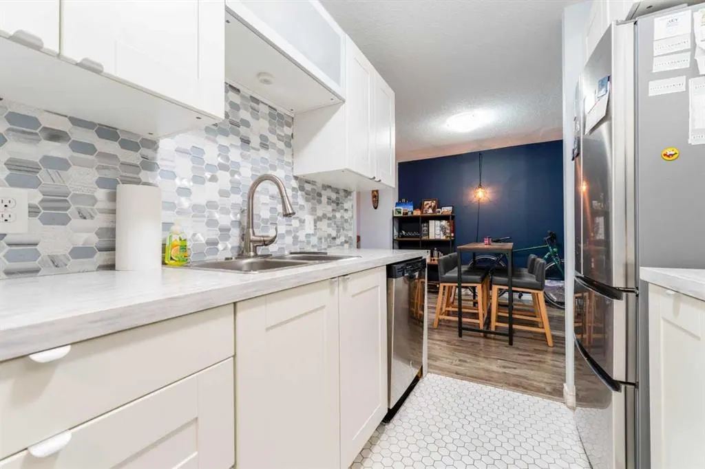 924 14 Avenue SW #506