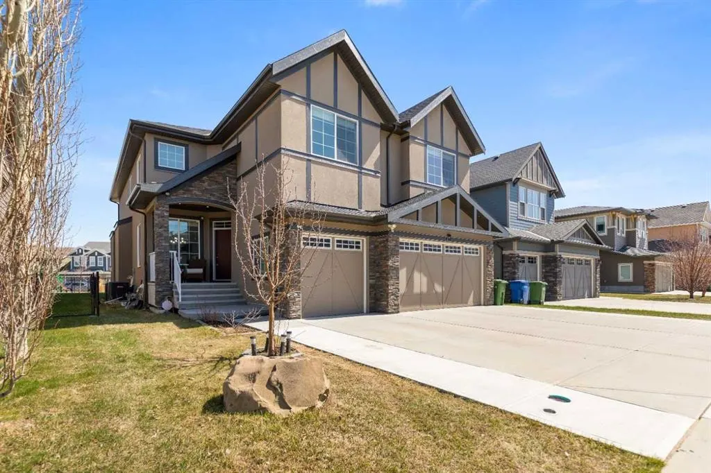 125 Kinniburgh Loop