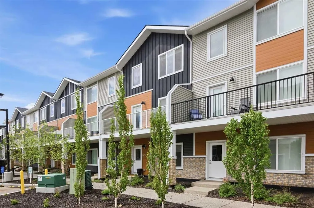 335 Creekside Boulevard SW #602