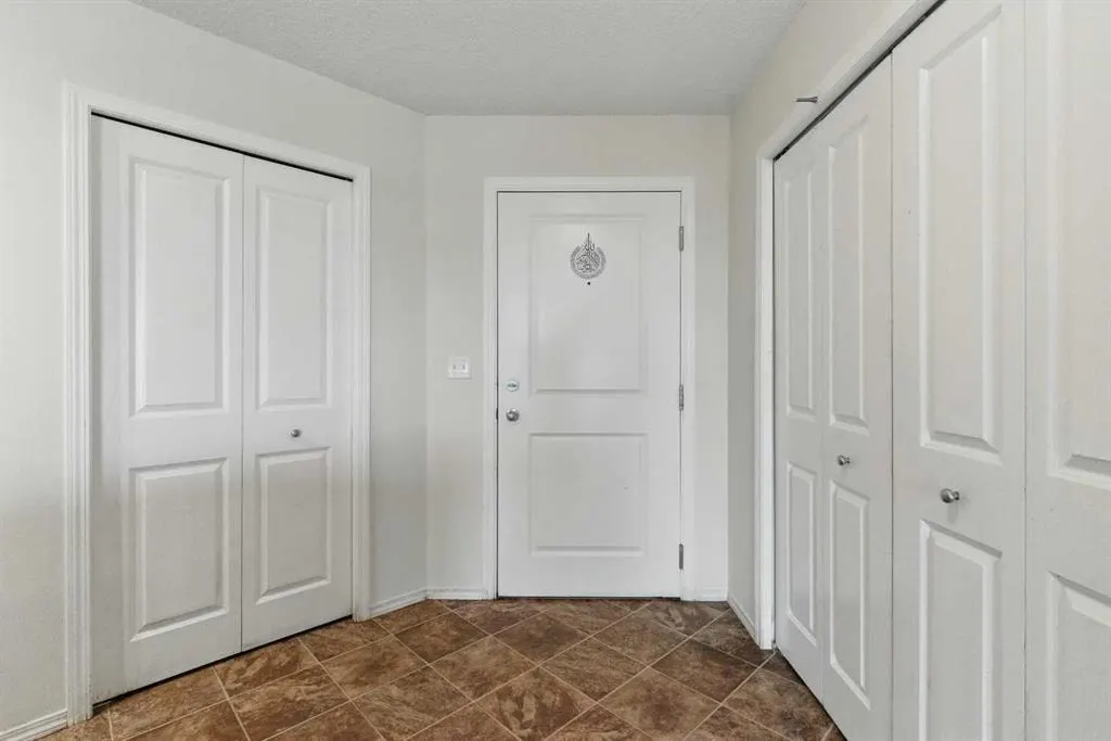 15 Saddlestone Way NE #409