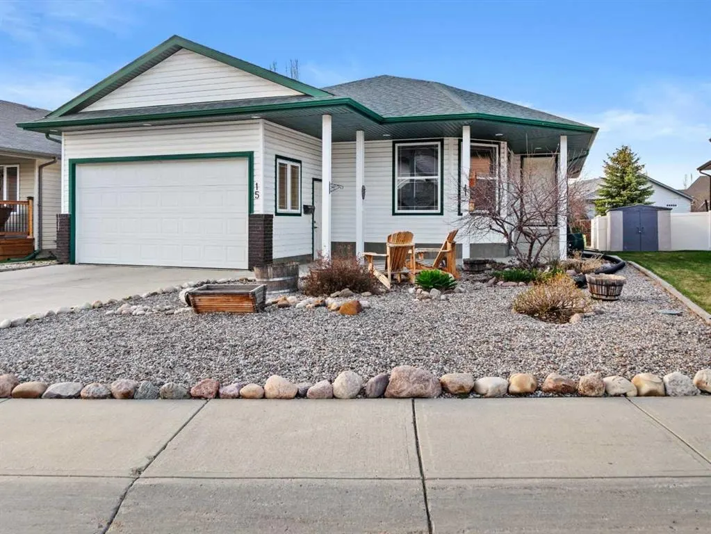 15 Agnew Close