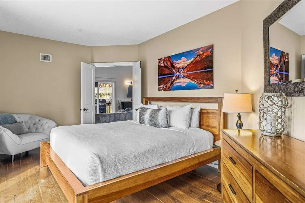 901 Mountain Street #415