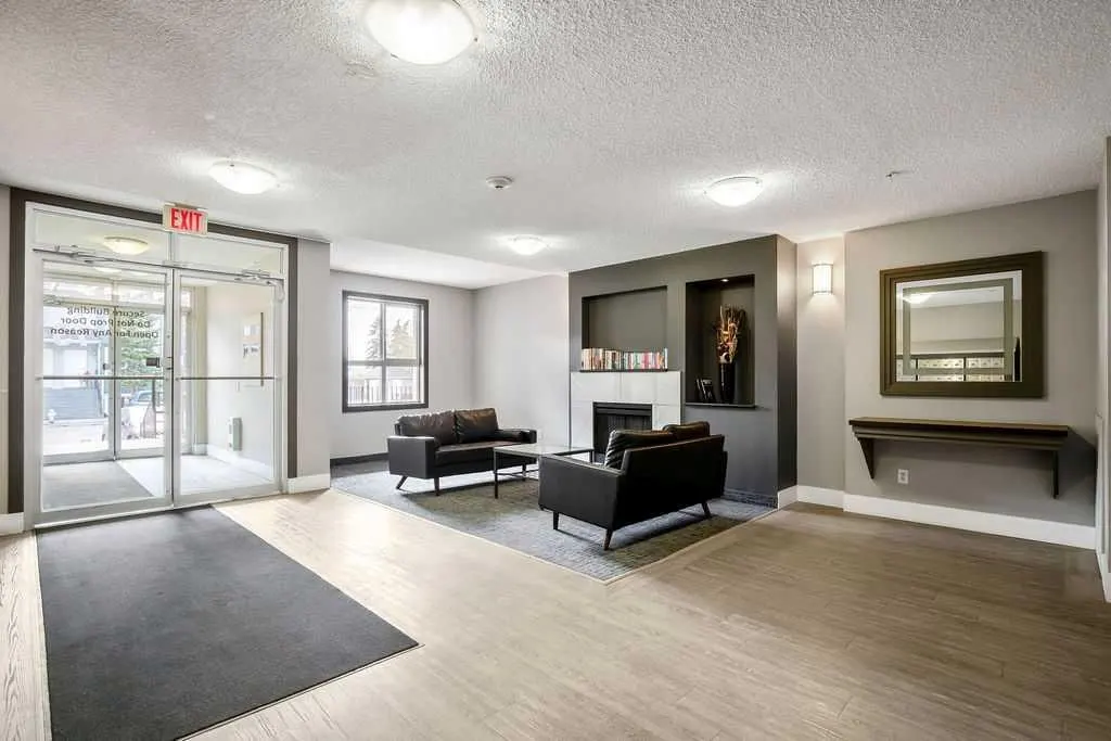 73 Erin Woods Court SE #4301