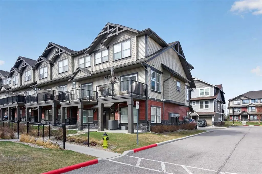 280 Williamstown Close NW #1601