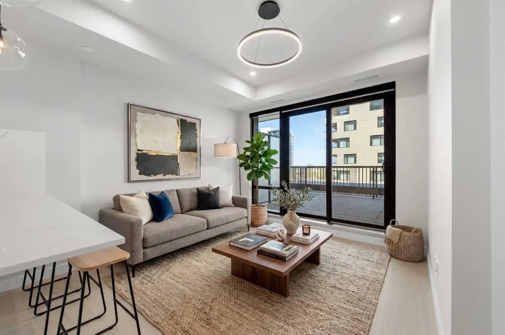 8375 Broadcast Avenue SW #309
