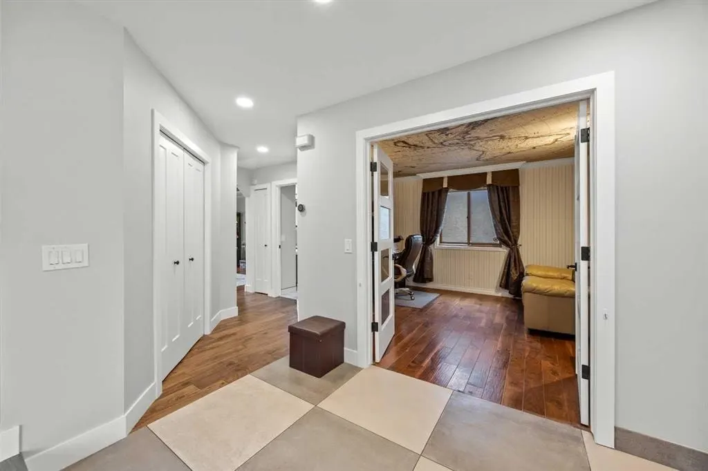 260 Riverside Mews SE