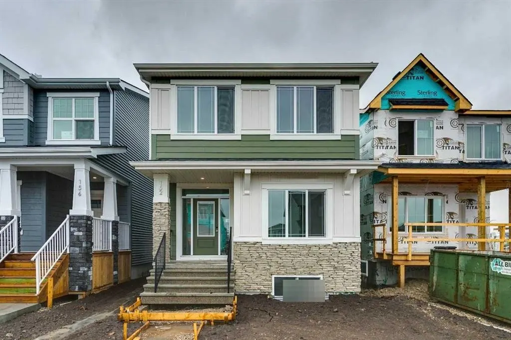 152 Snowberry Common SE