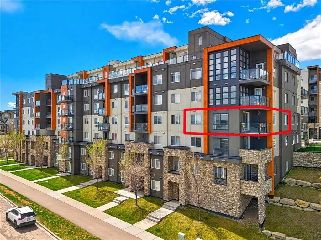 10 Kincora Glen Park NW #401