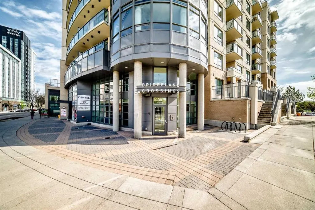 38 9 Street NE #502